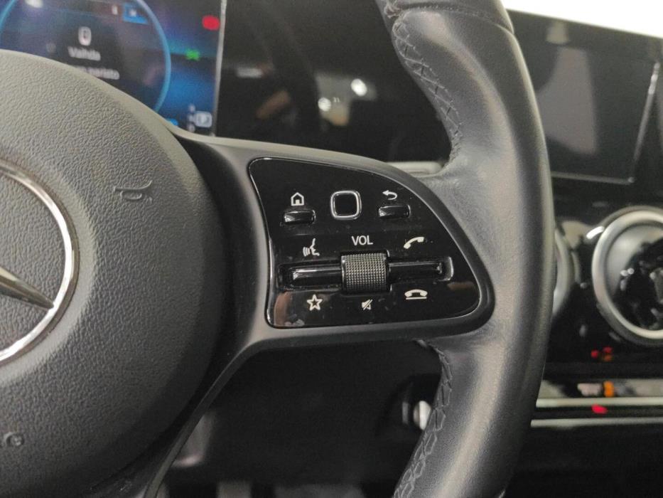 MERCEDES-BENZ B 2019