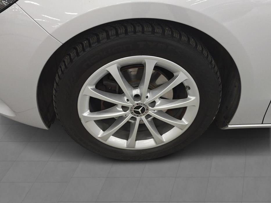 MERCEDES-BENZ B 2019