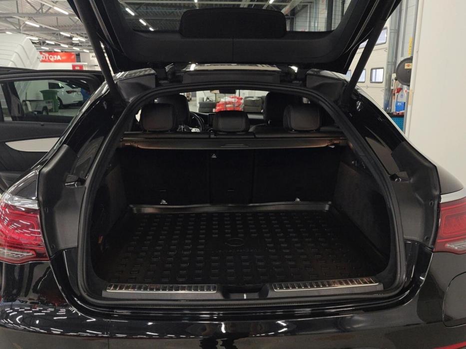 MERCEDES-BENZ GLC 2020