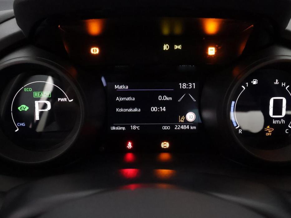 TOYOTA YARIS CROSS 2022