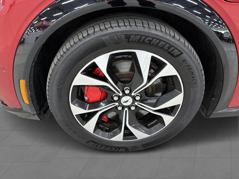 FORD MUSTANG MACH-E 2021