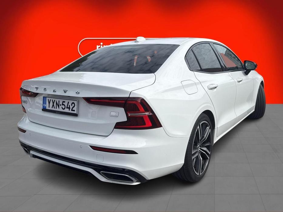 VOLVO S60 2021