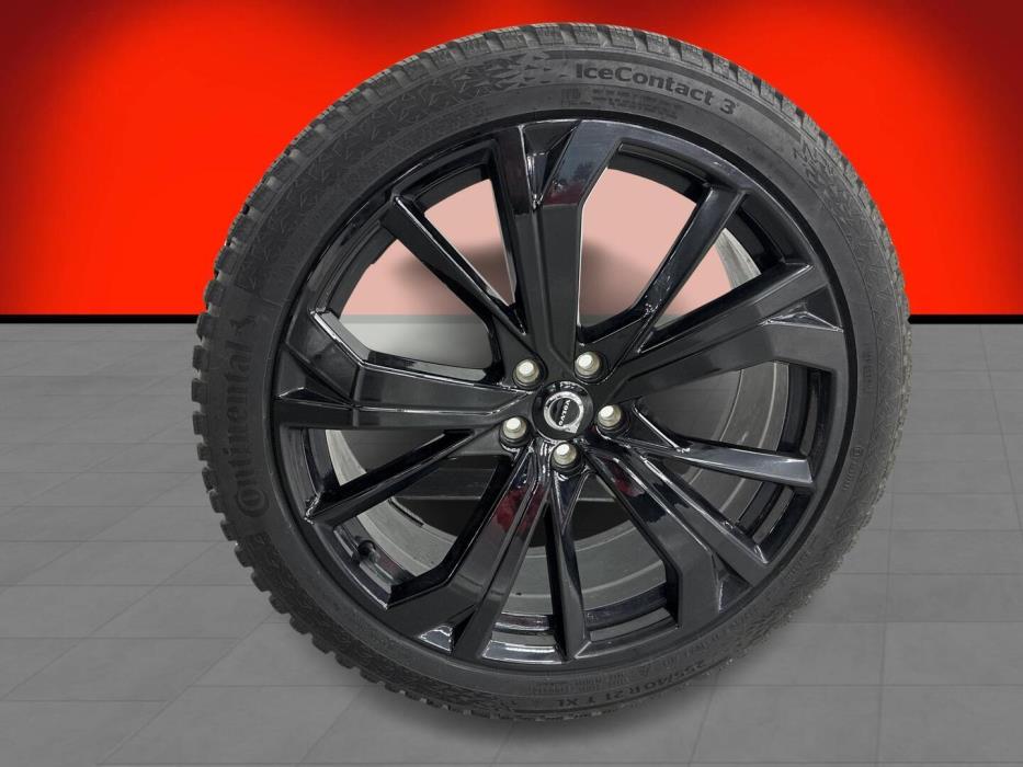 VOLVO XC60 2024
