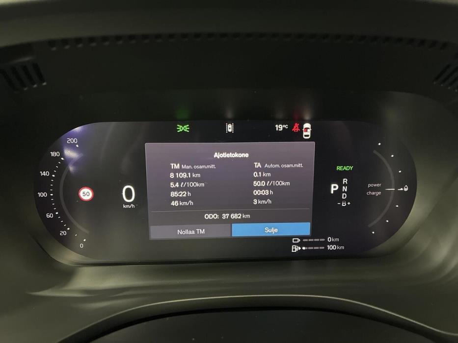 VOLVO XC60 2024