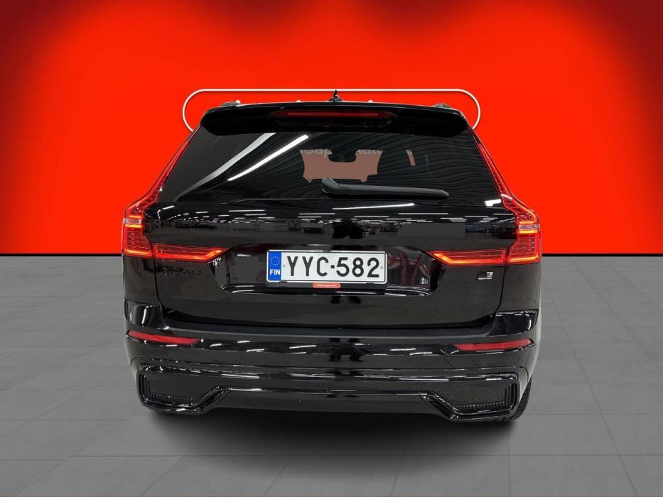 VOLVO XC60 2024