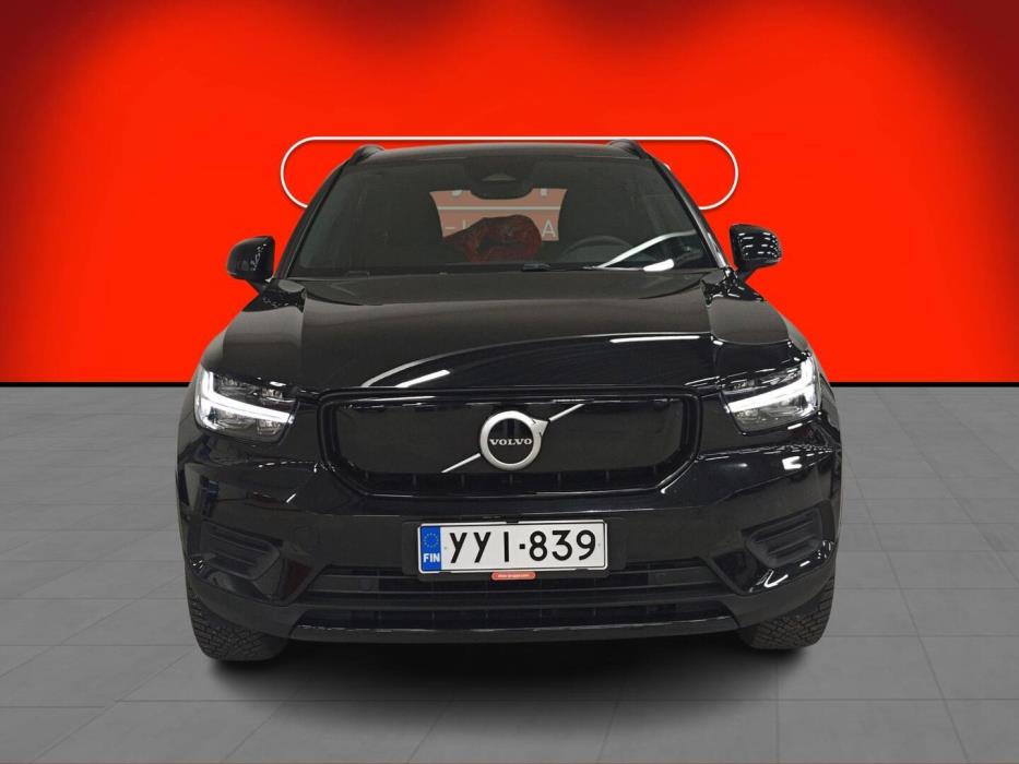 VOLVO XC40 2022