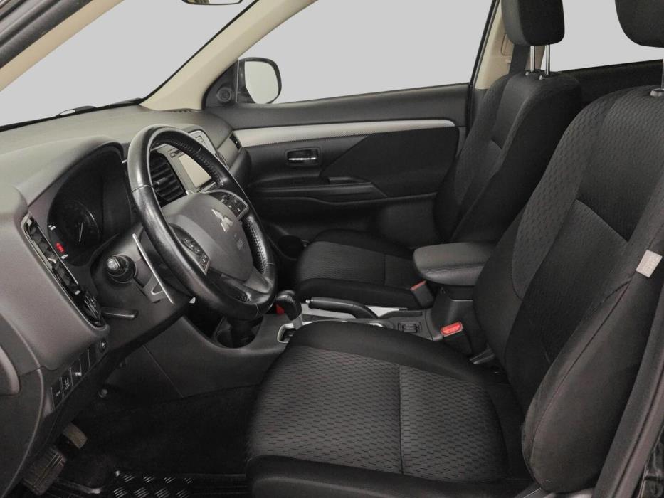 MITSUBISHI Outlander 2014