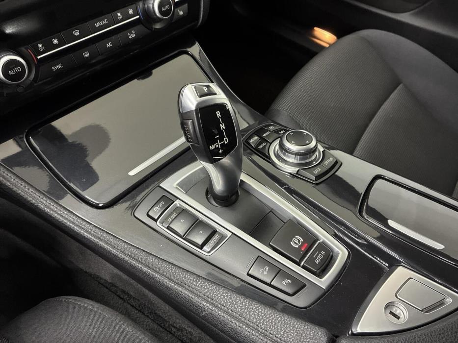 BMW 520 2015