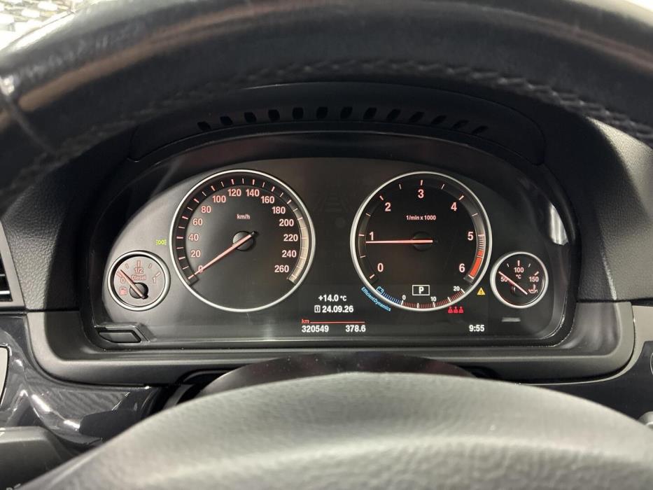 BMW 520 2015