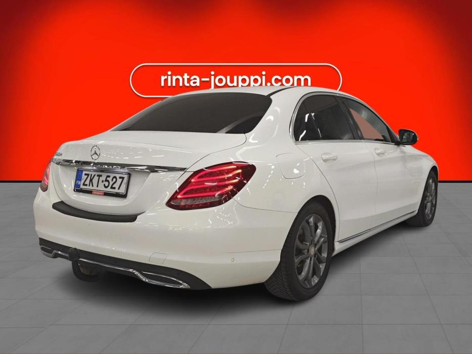 MERCEDES-BENZ C 2016