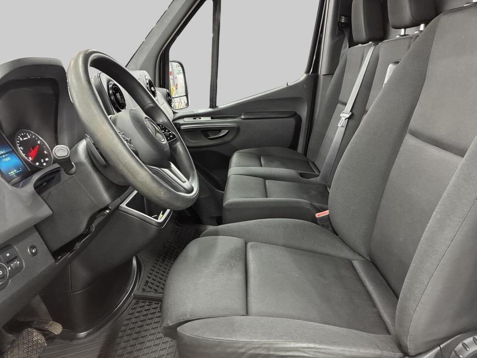 MERCEDES-BENZ Sprinter 2019