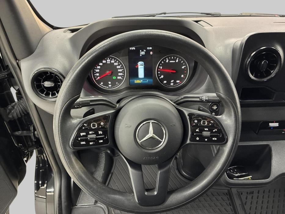 MERCEDES-BENZ Sprinter 2019