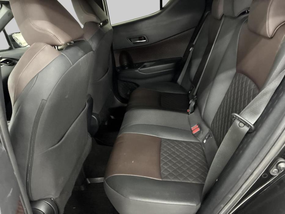 TOYOTA C-HR 2018