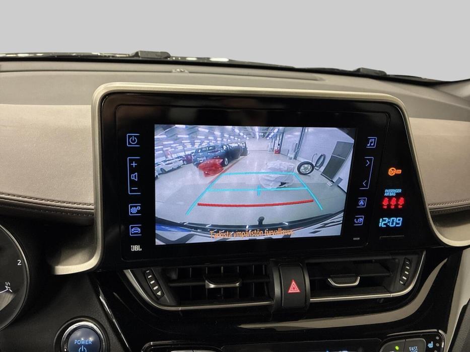 TOYOTA C-HR 2018