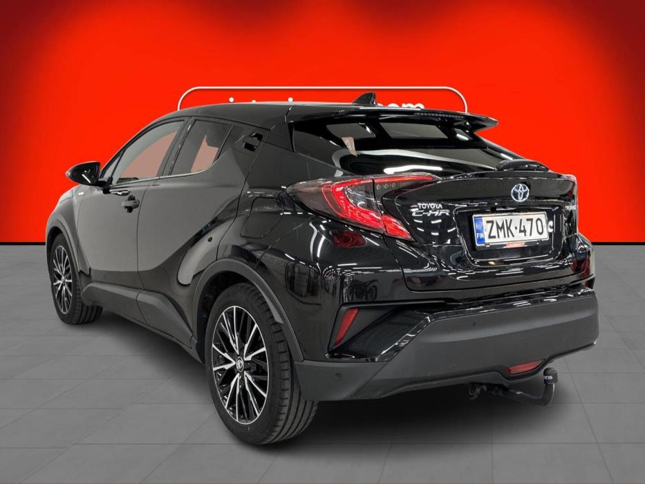 TOYOTA C-HR 2018