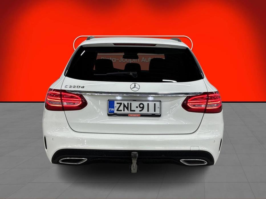 MERCEDES-BENZ C 2015