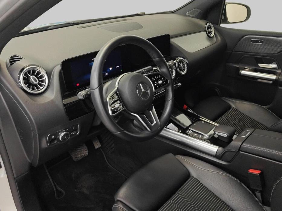 MERCEDES-BENZ B 2020