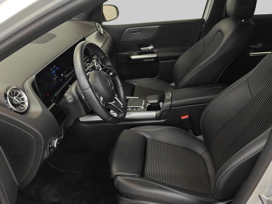 MERCEDES-BENZ B 2020