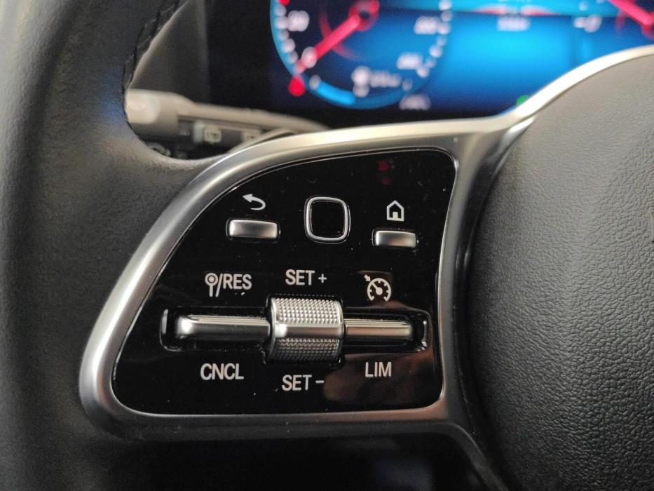 MERCEDES-BENZ B 2020