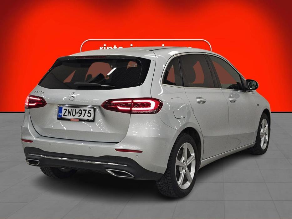 MERCEDES-BENZ B 2020