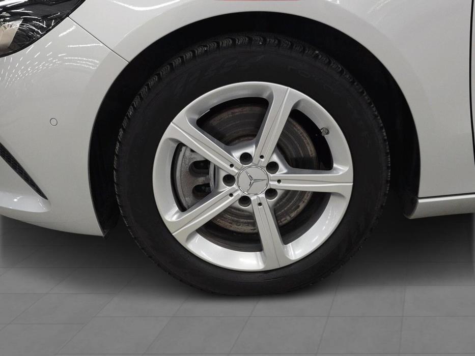 MERCEDES-BENZ B 2020