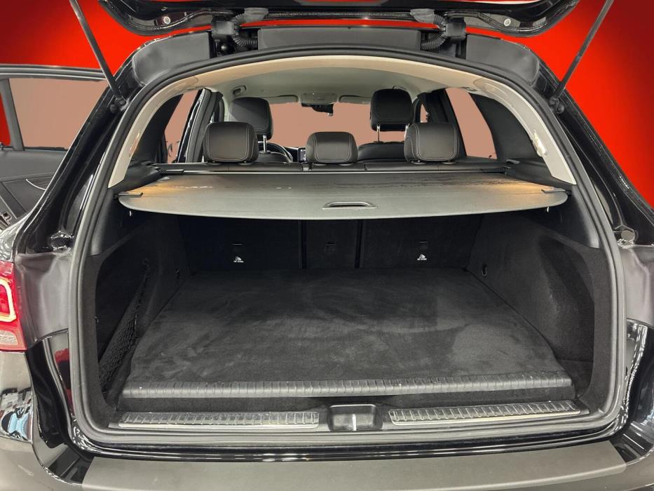 MERCEDES-BENZ GLC 2022