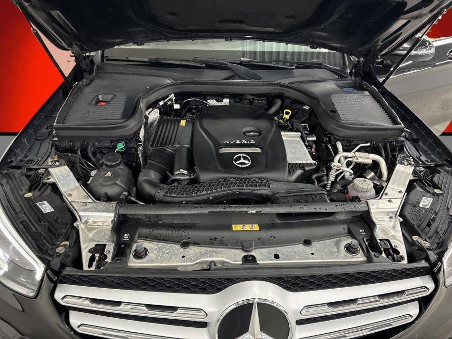 MERCEDES-BENZ GLC 2022