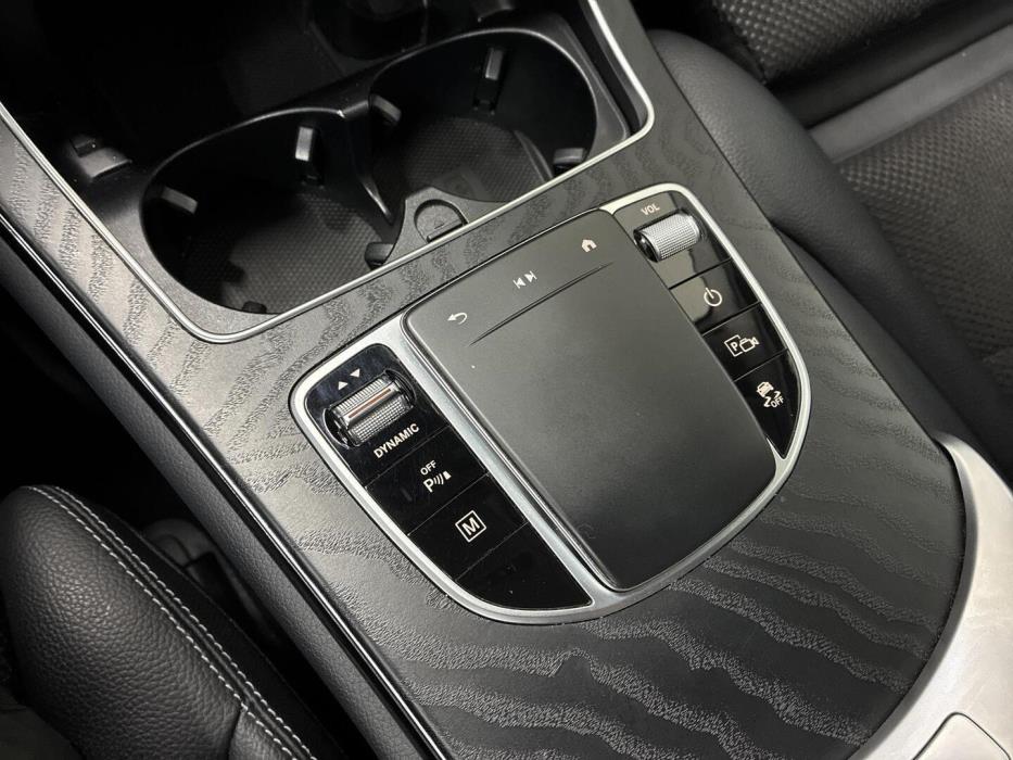 MERCEDES-BENZ GLC 2022