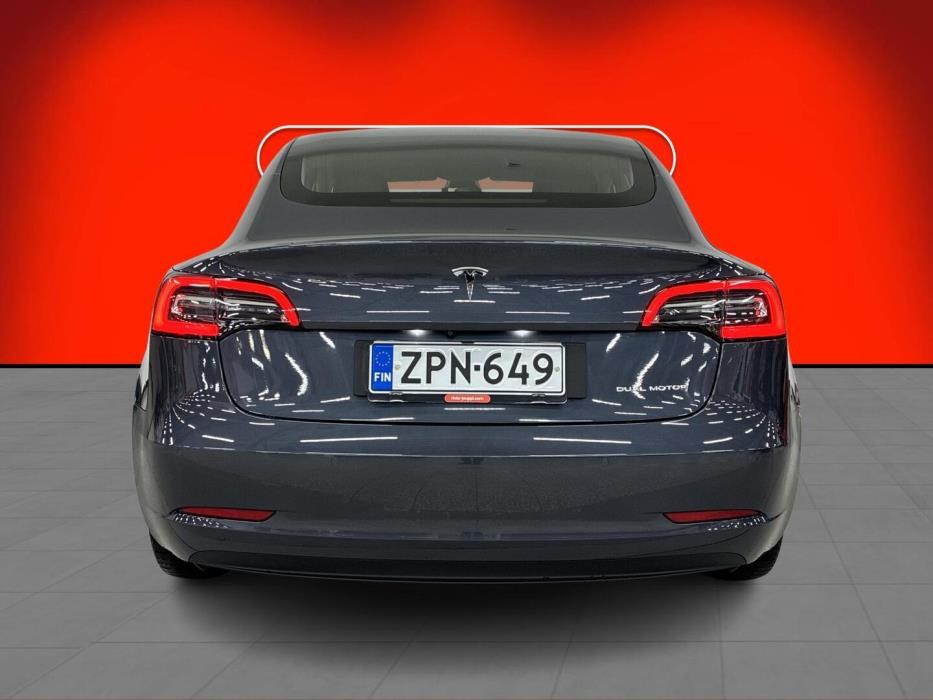 TESLA Model 3 2019