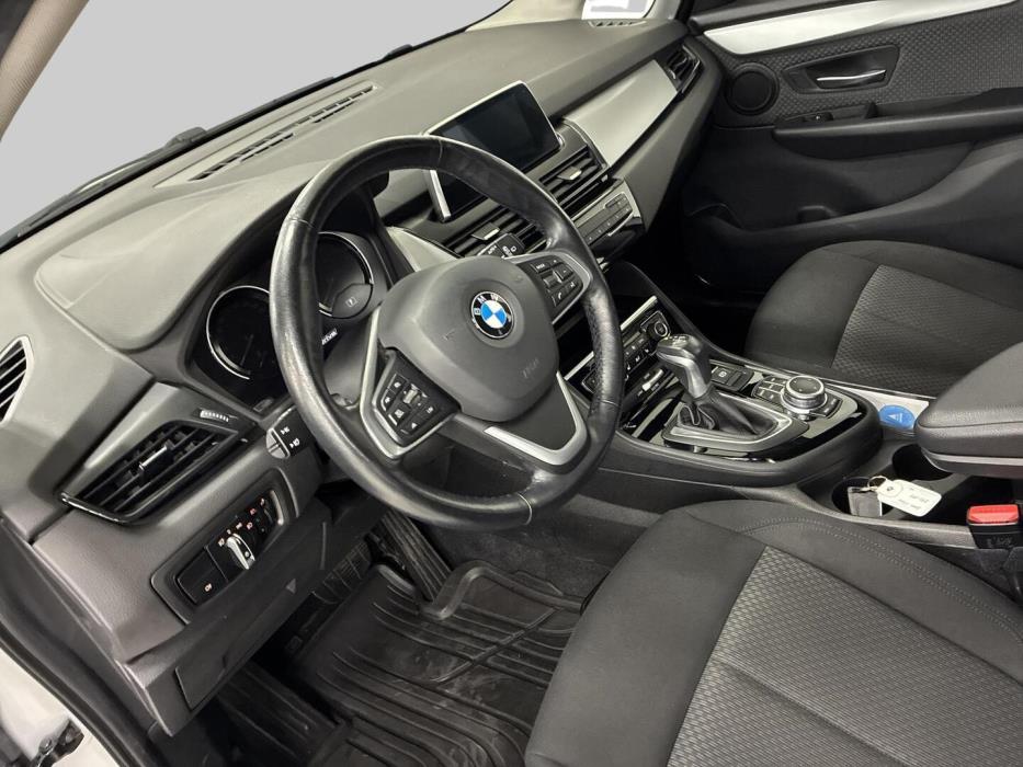 BMW 225 2020