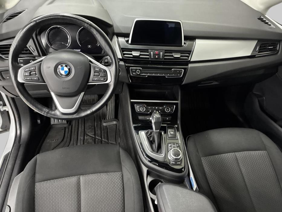 BMW 225 2020