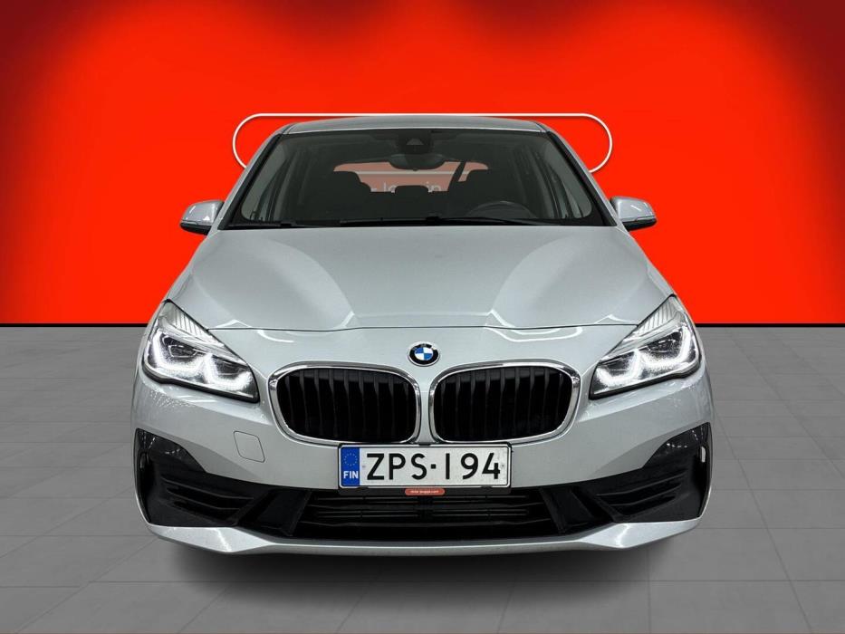 BMW 225 2020