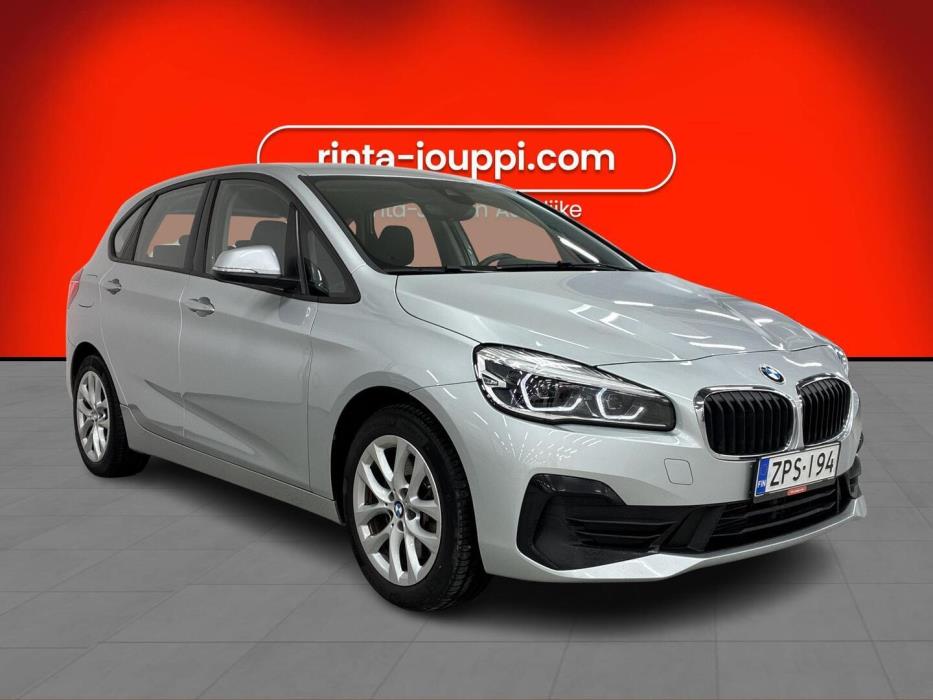 BMW 225 2020