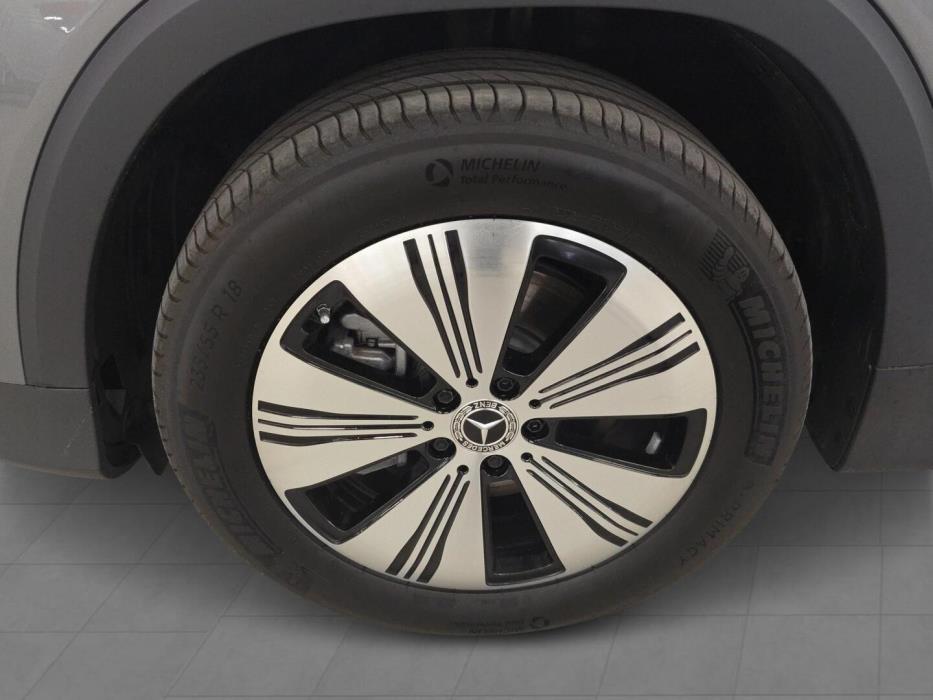 MERCEDES-BENZ EQB 2025