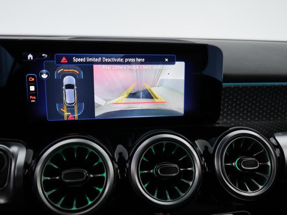 MERCEDES-BENZ EQB 2025