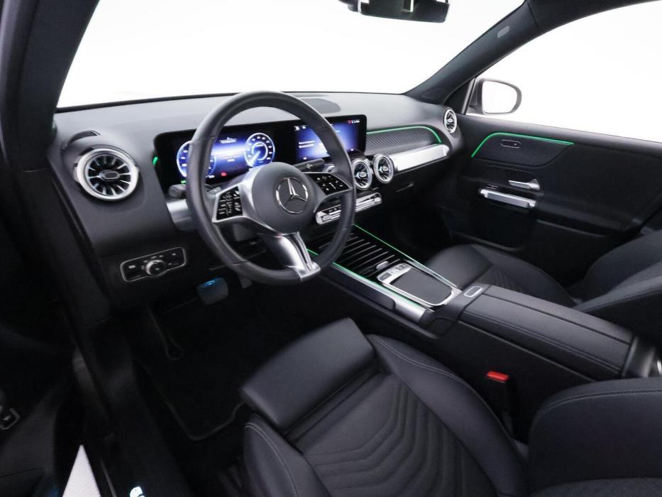 MERCEDES-BENZ EQB 2025