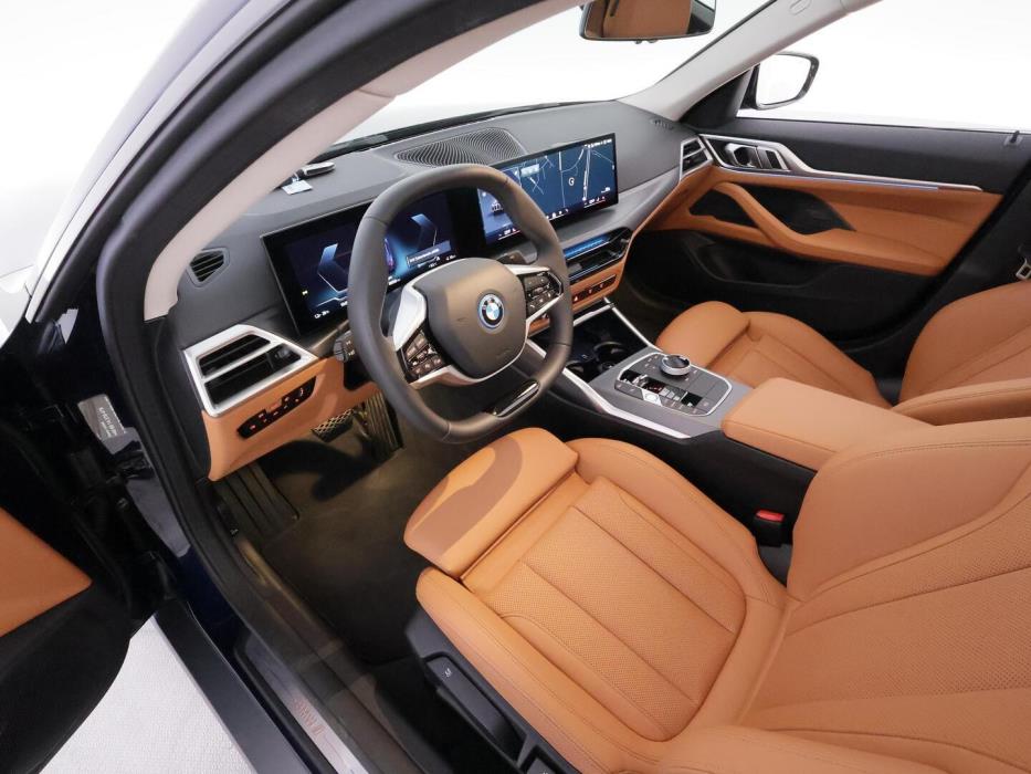 BMW i4 2025