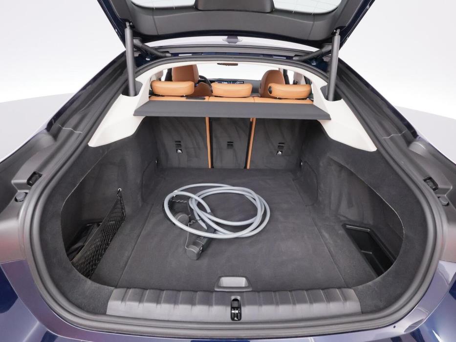 BMW i4 2025