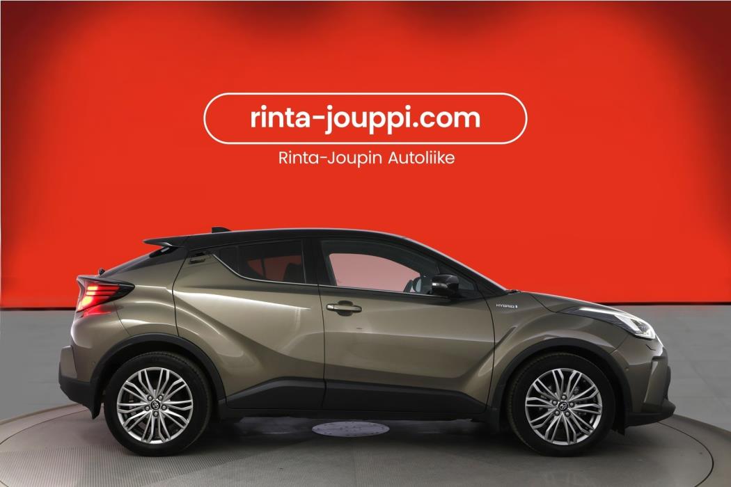 TOYOTA C-HR 2021