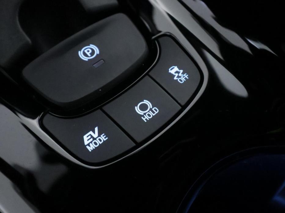 TOYOTA C-HR 2021