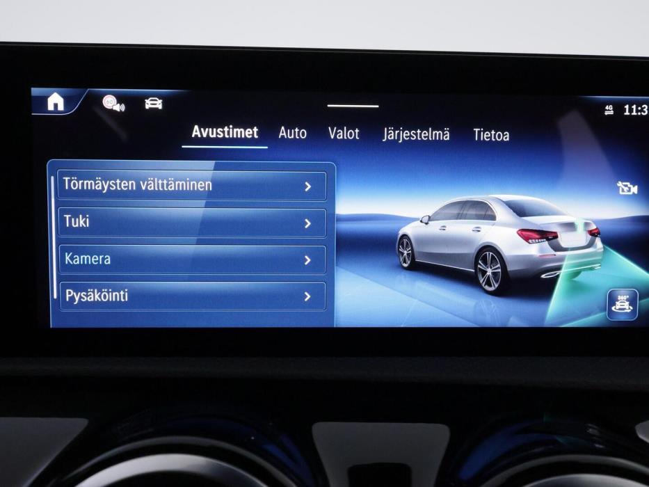 MERCEDES-BENZ A 2024