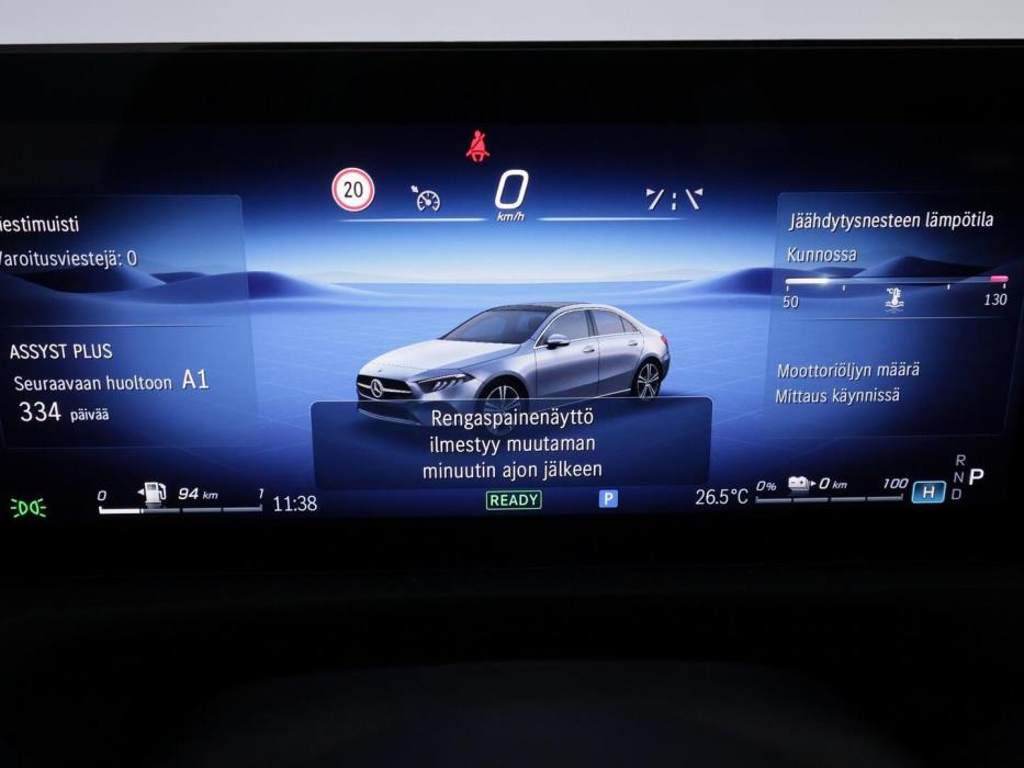 MERCEDES-BENZ A 2024