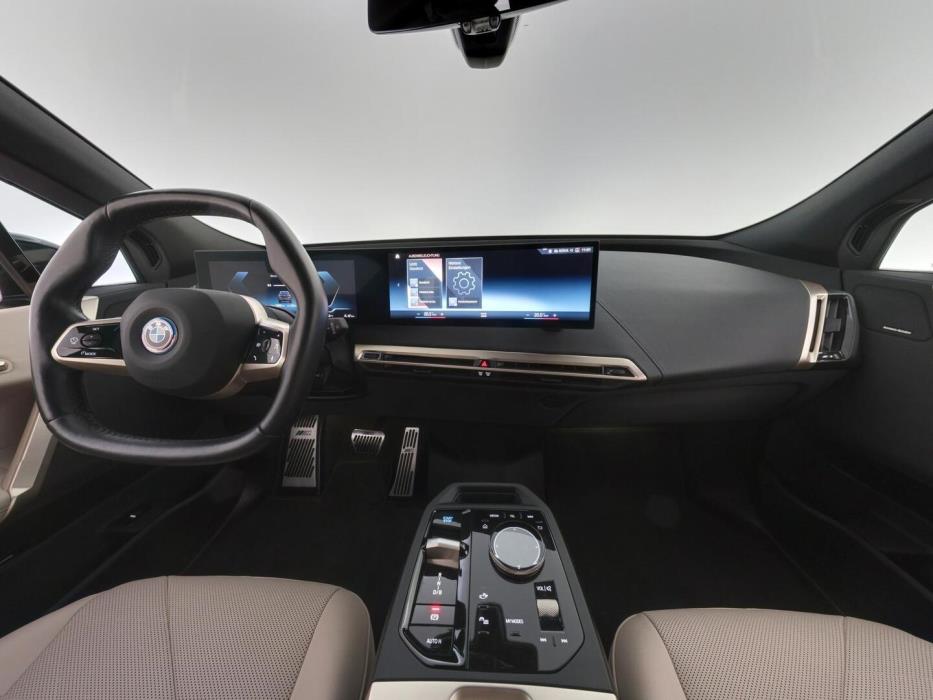 BMW IX 2022