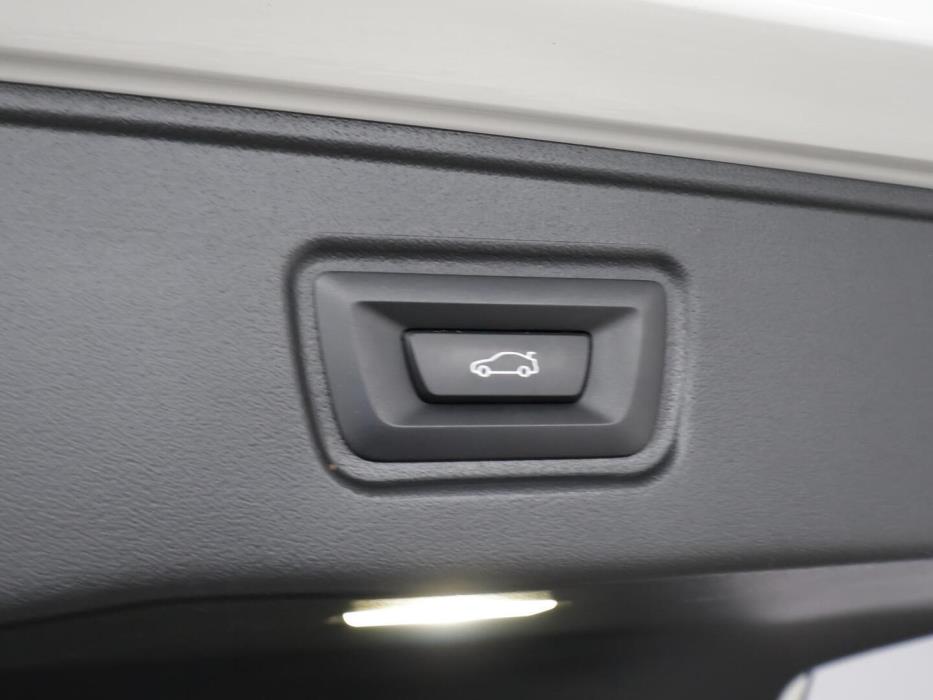 BMW I5 2025