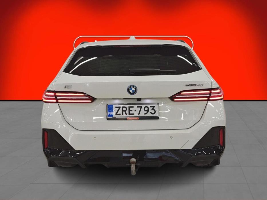 BMW I5 2025
