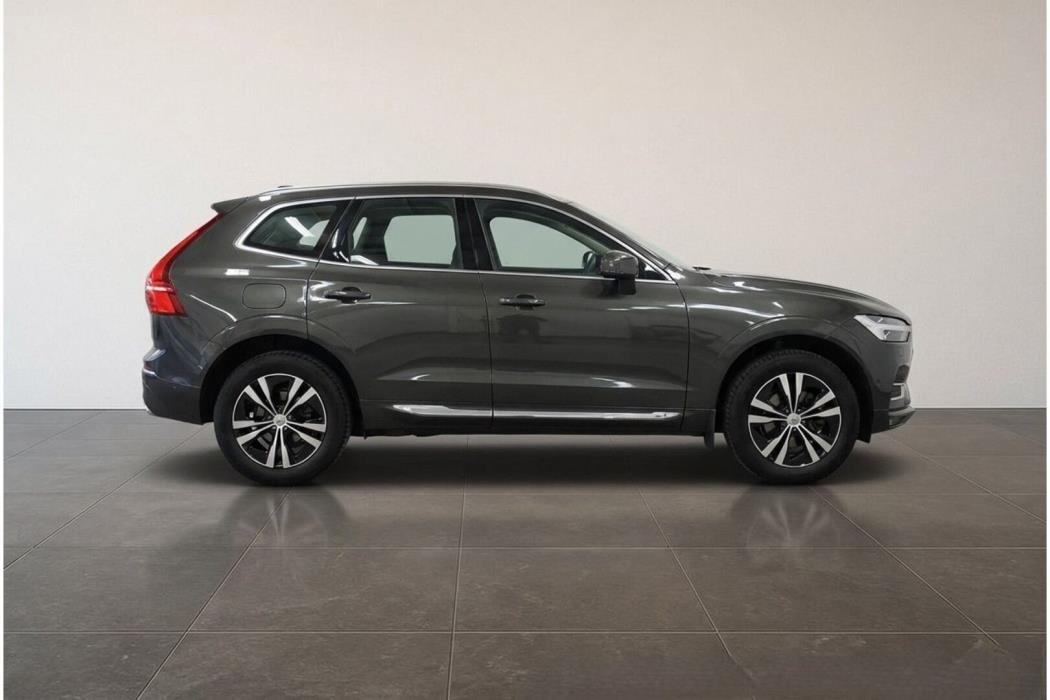 VOLVO XC60 2022