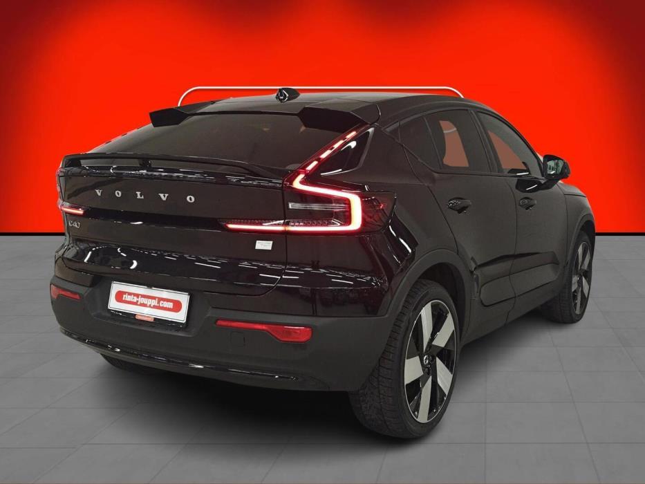 VOLVO C40 2023