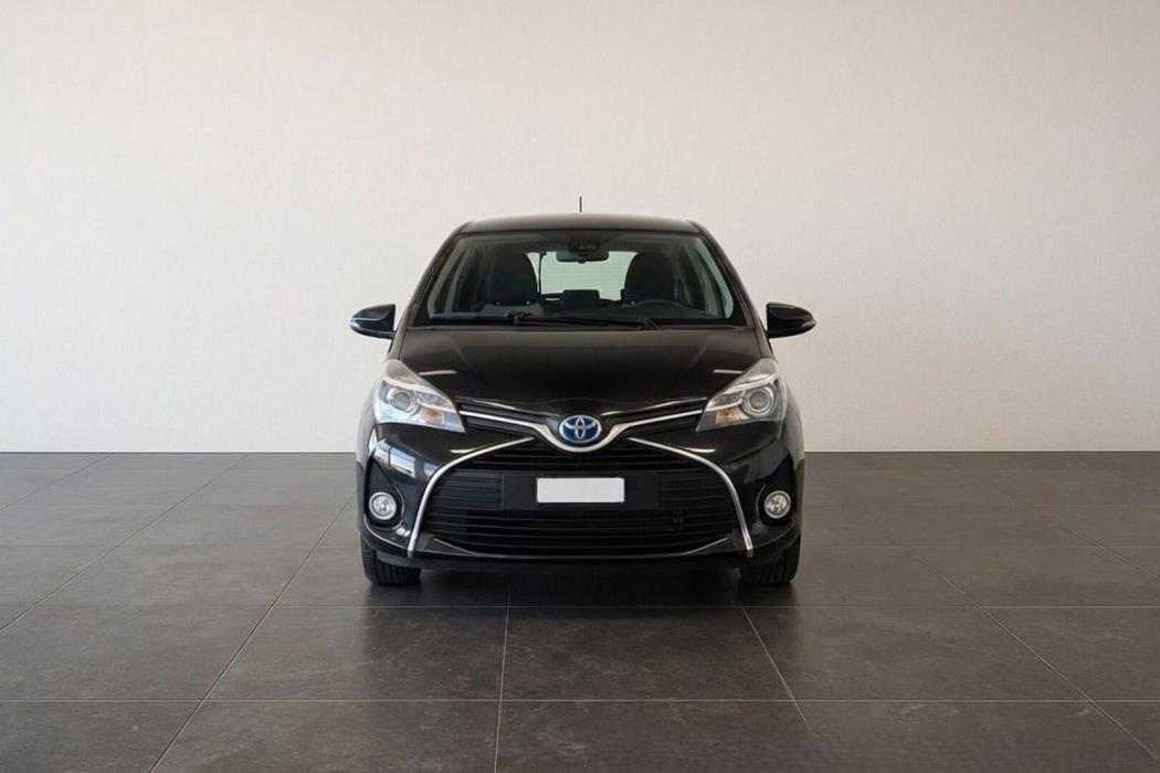 TOYOTA YARIS 2016