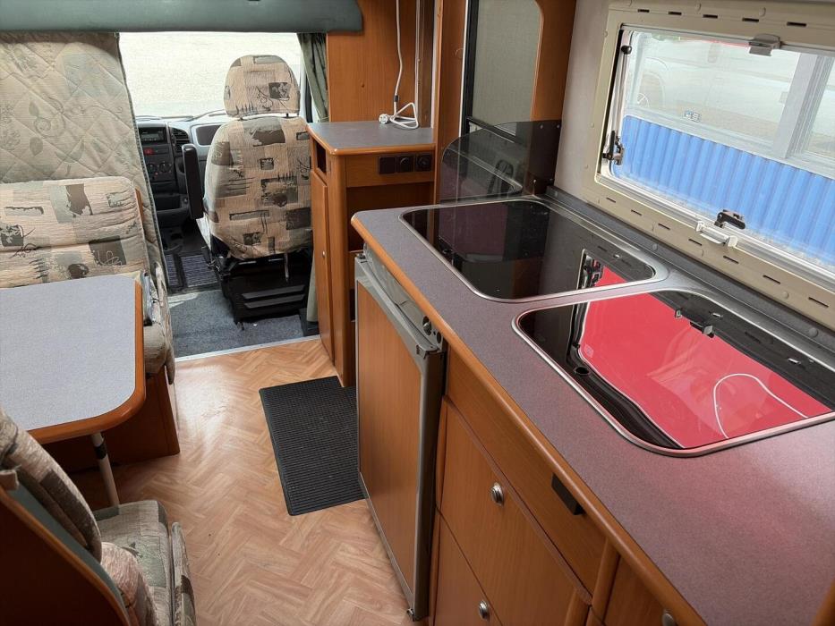 ADRIA CORAL 660 DP 2003