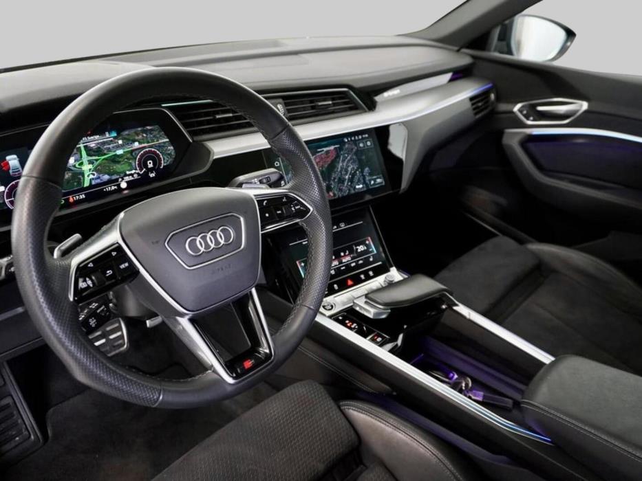 AUDI Q8 E-TRON 2024